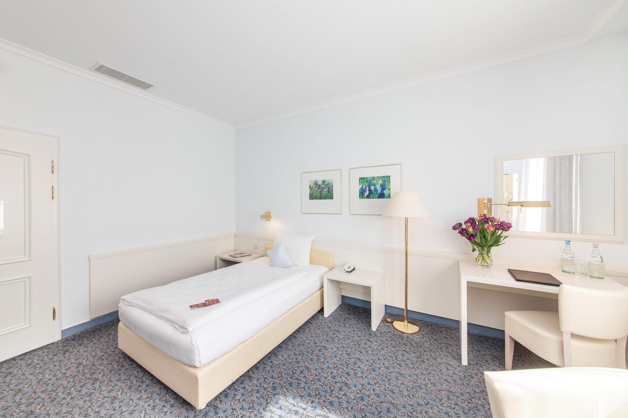 Hotel Post Ашаффенбург Экстерьер фото